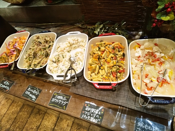 ランチブッフェ