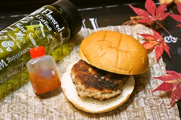 長男のリクエストのハンバーガー弁当deランチ