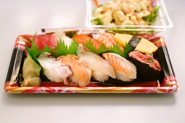 コンビニ寿司