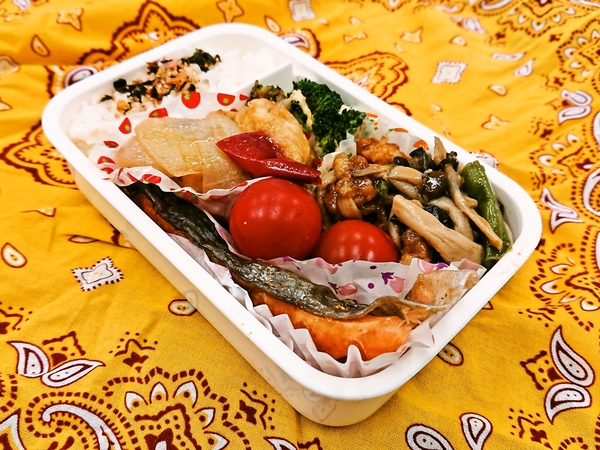 今日の愛妻弁当♪201204