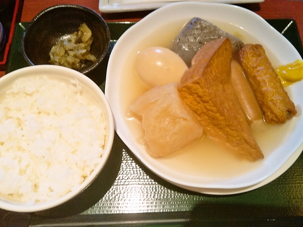 500円のおでん定食