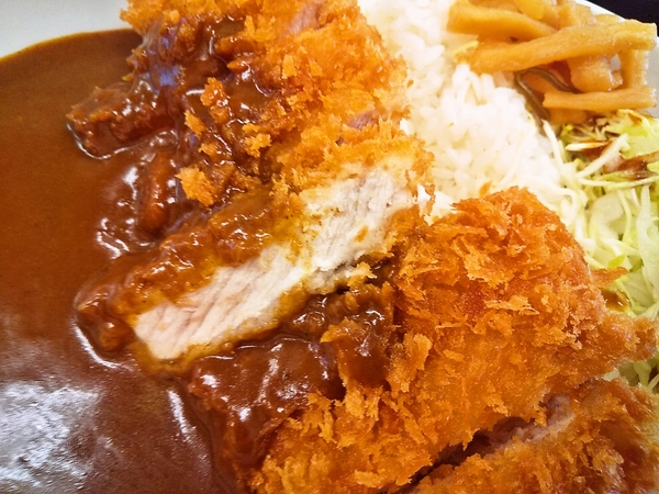 かつやのカツカレー