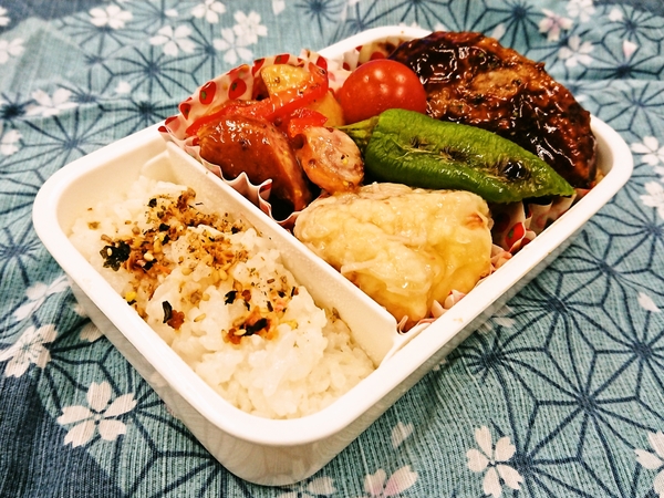 今日の愛妻弁当♪201208