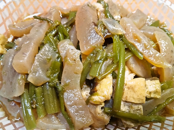 蒟蒻と山菜の炊いたん