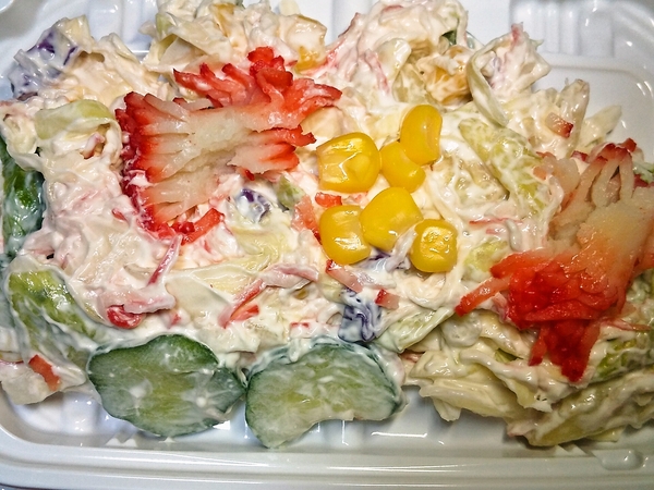 カニカマサラダ