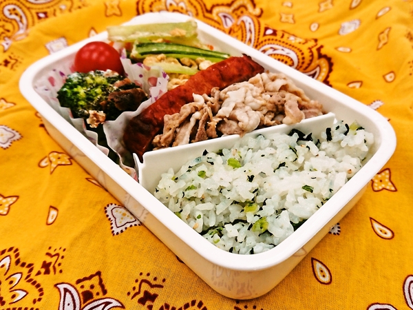 今日の愛妻弁当♪201211
