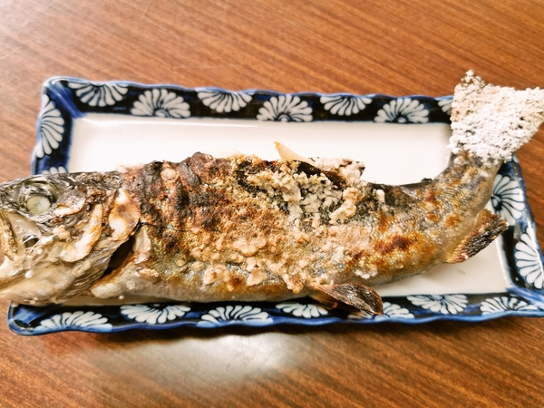 ニジマスの塩焼