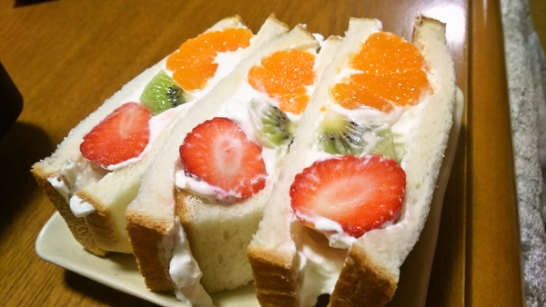手作りフルーツサンド