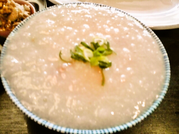 すりきりいっぱいの中華粥