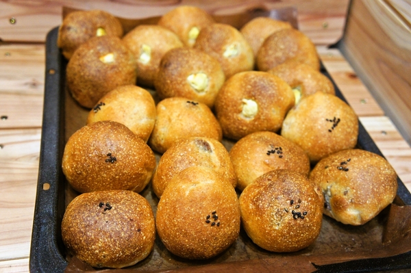 今年の初焼き (∩* ´ ω ` *∩)