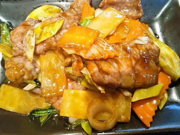 牛肉のオイスターソース炒め