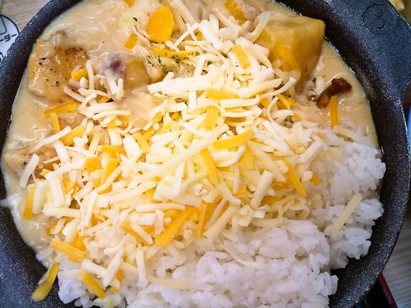 シュクメルリごはん