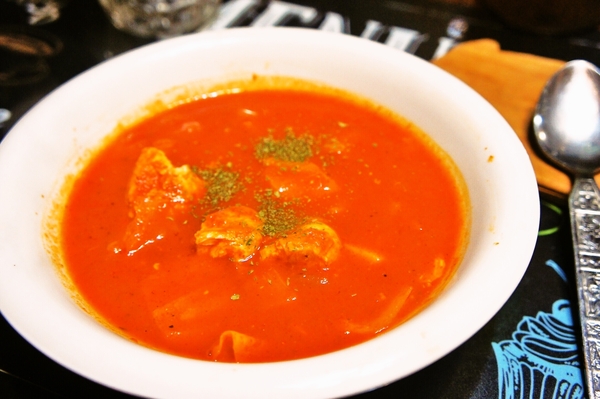 奇跡の生還で警官らが整列して出迎える姿が泣ける。。。とお夕はん