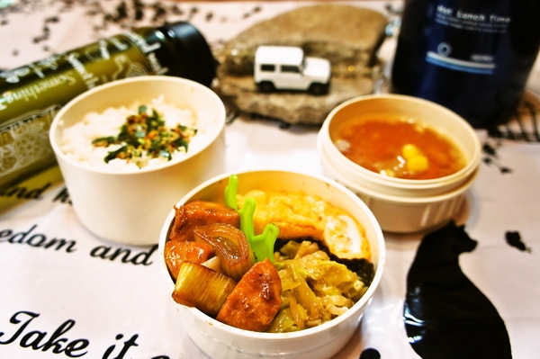 串なしねぎま焼き鳥＆モヤシとキャベツのゴママヨ和え弁当