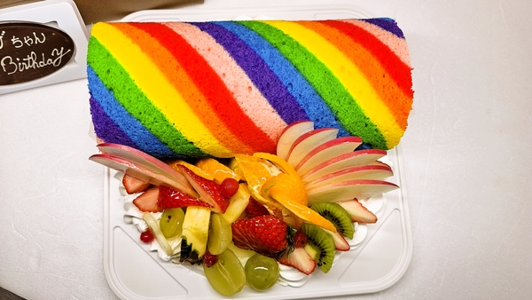 レインボーケーキ