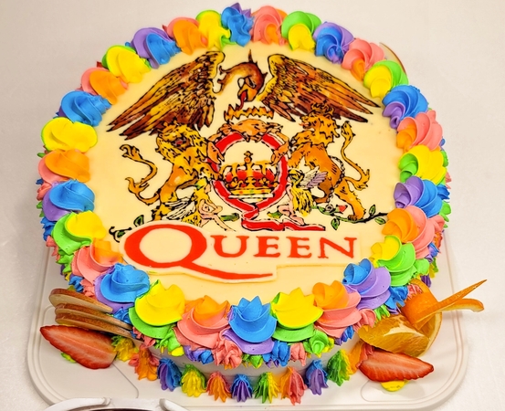 QUEENのオーダーは小学生