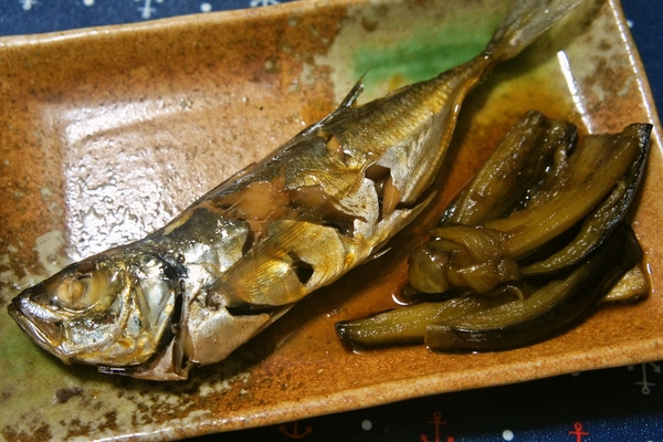 アジの煮付け(付け合わせは米ナス)