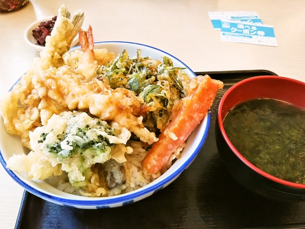 わかさぎとメバルと冬野菜の天丼