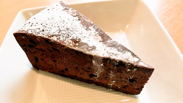 カフェ＆ゲームバーことぶき　ガトーショコラ