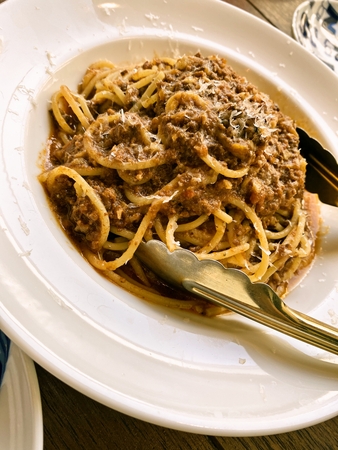 ジャージー牛のポロネーゼ