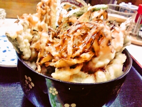 メガ盛り天丼