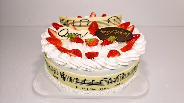 QEEN楽譜ケーキ　まる兄きっちん。