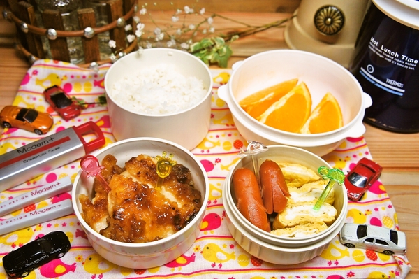 照り焼きチキン＆ウインナー人弁当de長男のランチ