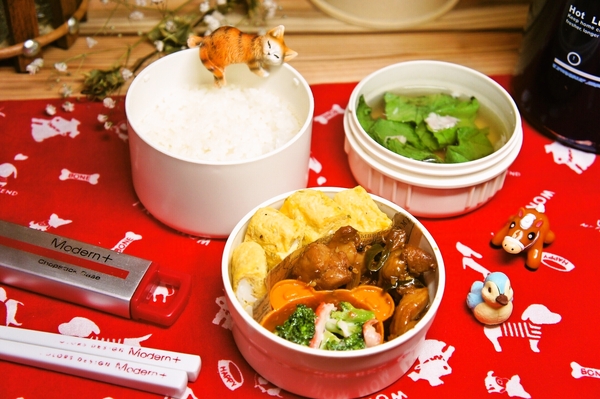 プルコギチキン＆カニカマサラダ弁当de長男のランチ