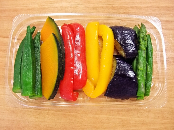 彩野菜の煮びたし