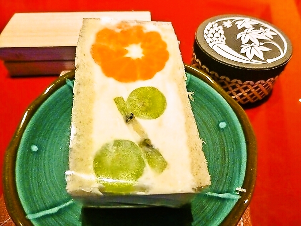 お花サンドイッチ♪