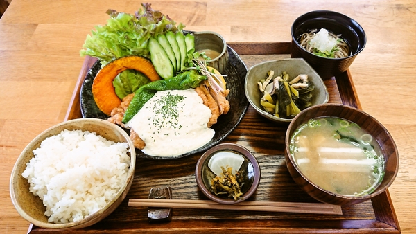 粂蔵＠京都・福知山のチキン南蛮定食