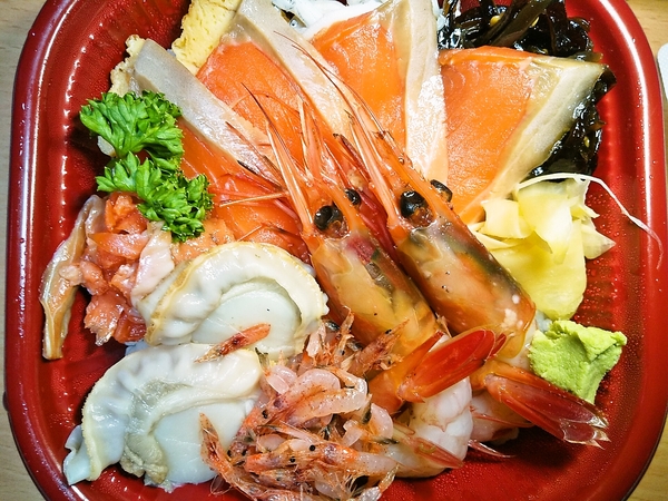 海鮮丼