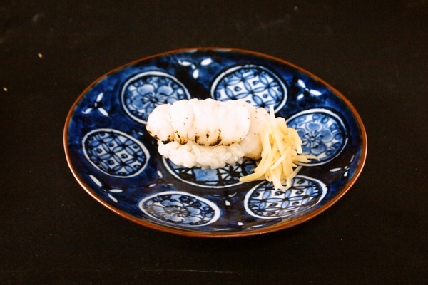 いと家の鱧寿司