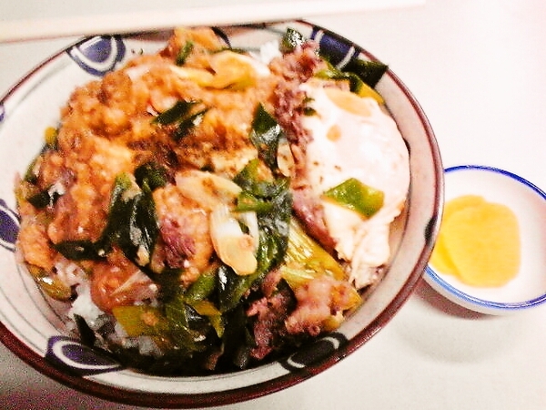 デラックス丼？