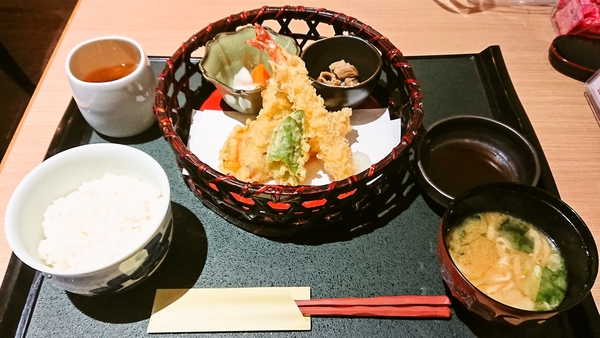 参乃ゑん＠京都・福知山の「鶏＆豚天おろしポン定食」