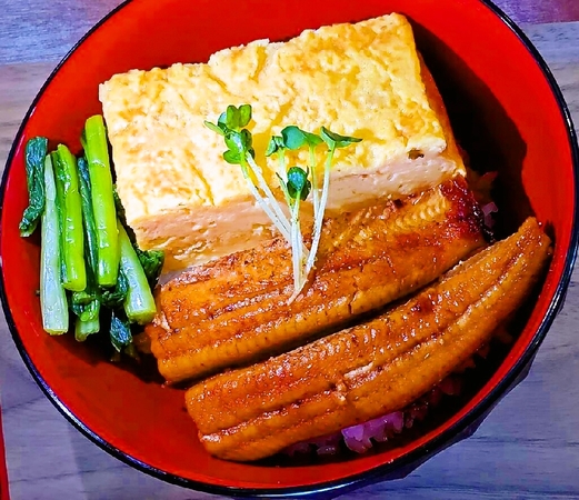 赤坂邸　うなぎ＋玉子焼き丼