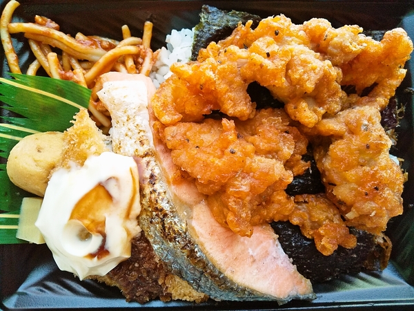 鮭唐揚げのり弁