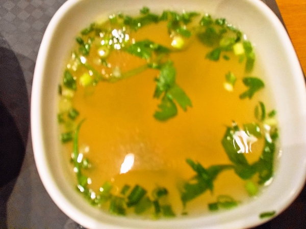 パクチー牛骨中華スープ