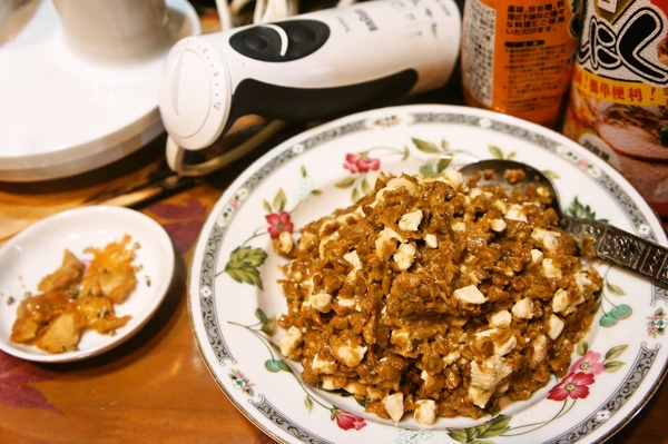 １枚の鶏肉で3品作る節約料理。。。とお夕はん