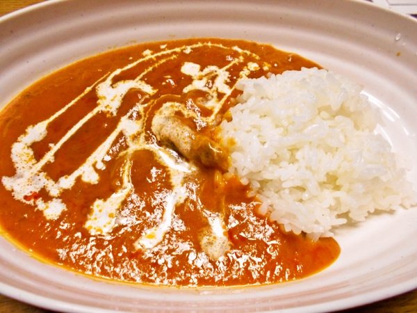 ダイソーのバターチキンカレー（缶
