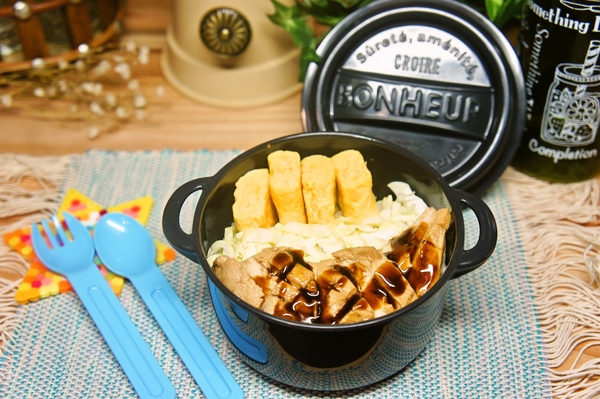 焼き鳥丼＆玉子焼き弁当de長男のランチ