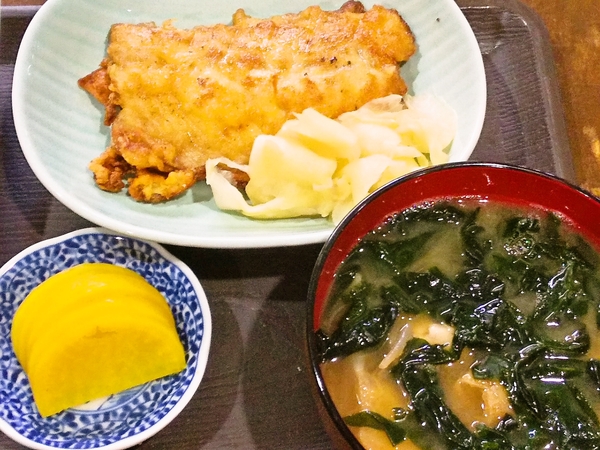 沢庵とワカメ盛り過ぎ！