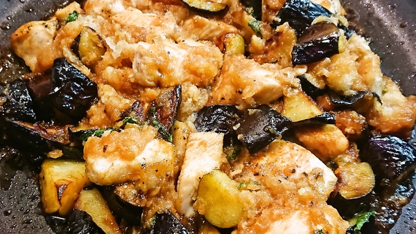 ジュワとろっ「なすと鶏もも肉のみぞれ煮」