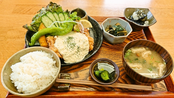 粂蔵＠京都・福知山のチキン南蛮定食