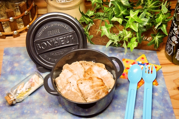 厚切り豚バラの塩チャーシュー丼弁当de長男のランチ