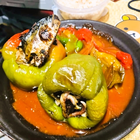 ピーマンのサバ詰め