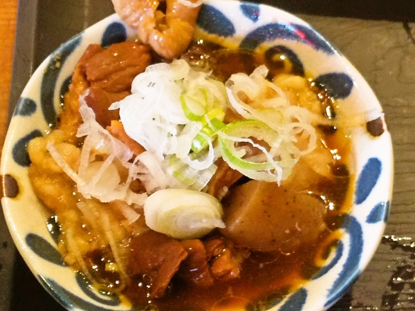 紅白モツ煮込み