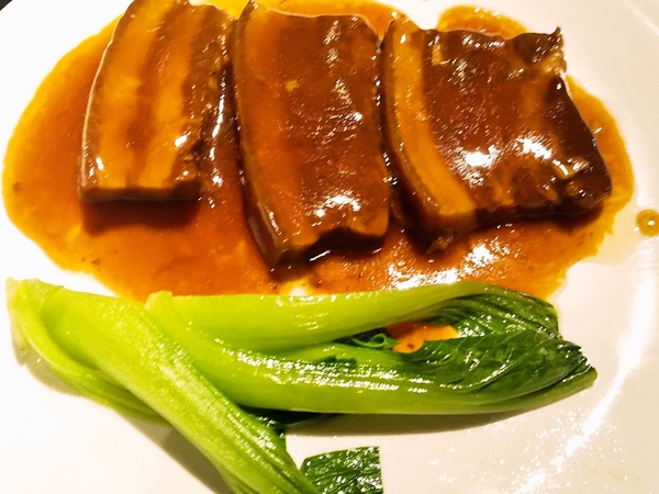 トンポウロウ（豚の角煮）