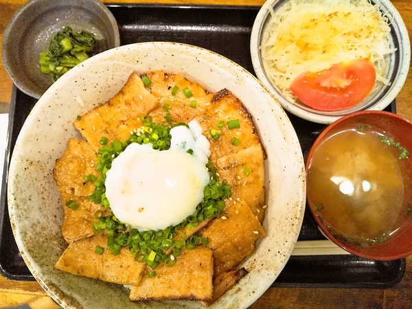 味噌豚丼