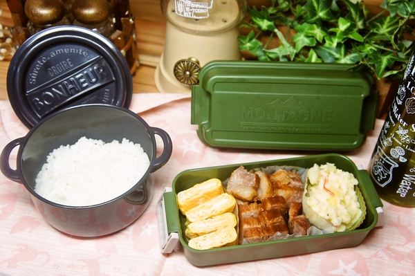 牛ブロックのデミグラスソース煮込み＆ポテトサラダ弁当de長男のランチ